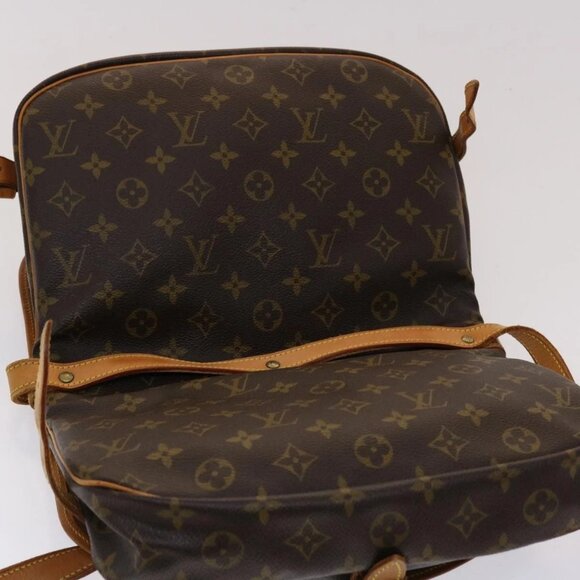 LOUIS VUITTON Monogram Saumur 30 Shoulder Bag - Picture 9 of 16